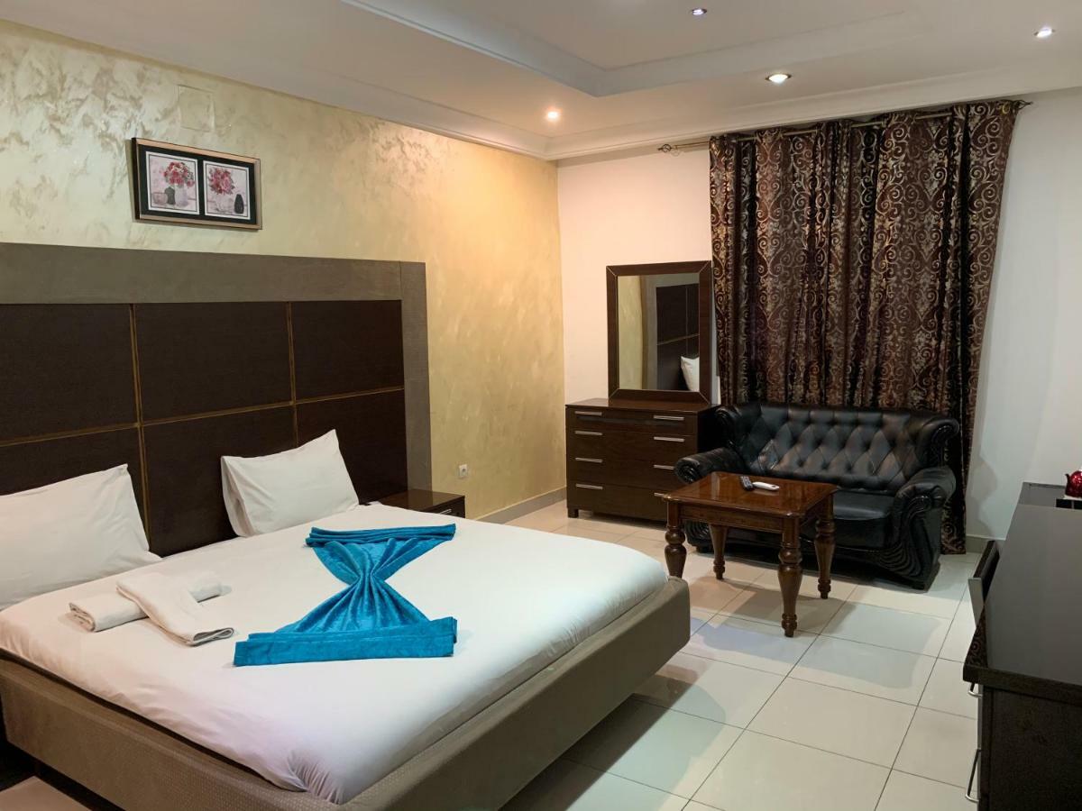 Class Hotel Brazzaville Exterior foto