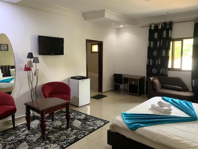 Class Hotel Brazzaville Exterior foto